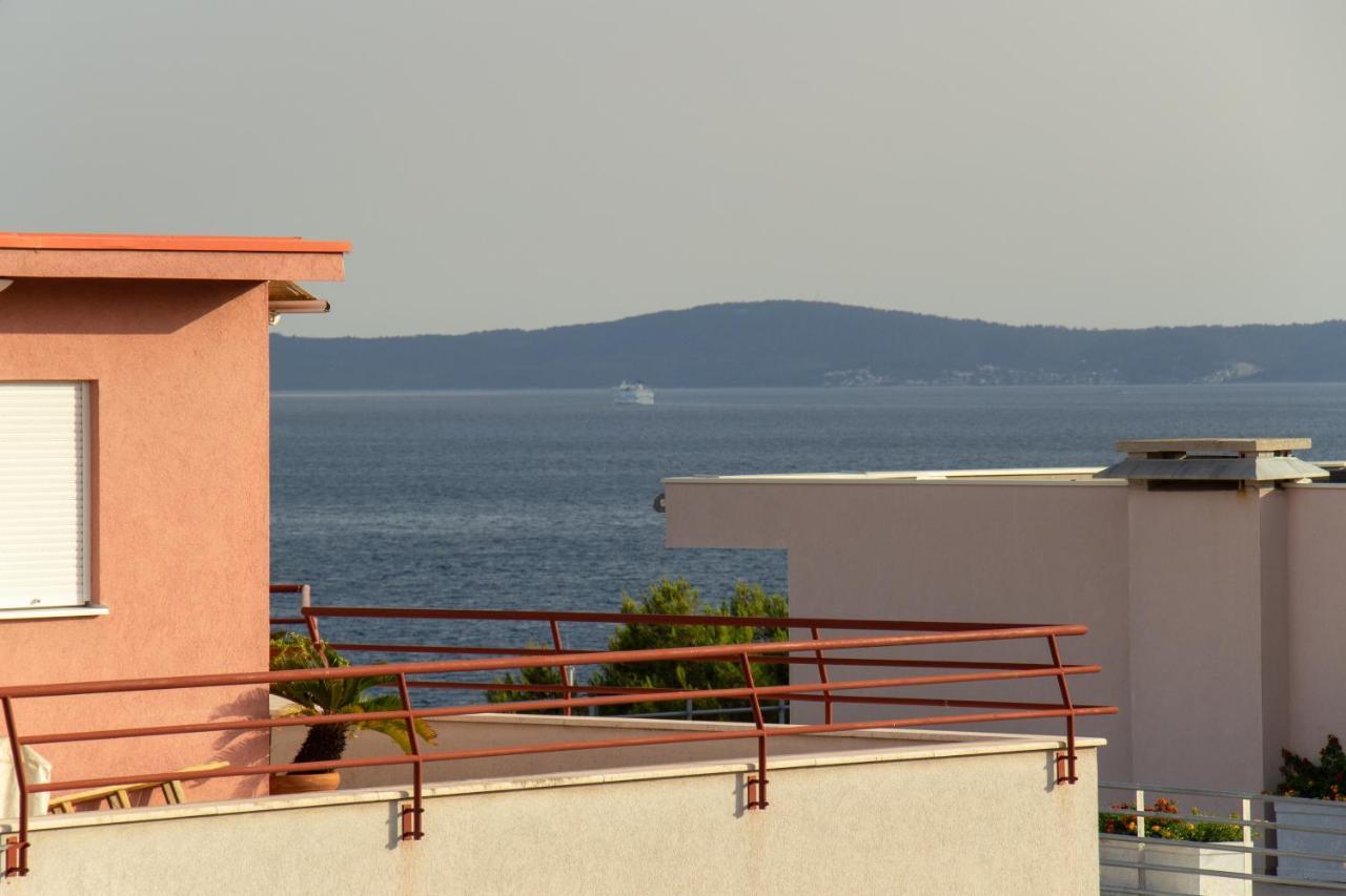 Beachside Apartment Attico Split Extérieur photo